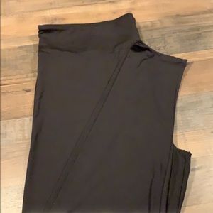 SOLID BLACK TC2 LULAROE LEGGINGS